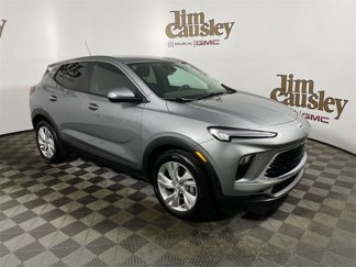 Used 2024 Buick Encore GX Preferred w/ Comfort Package image 1