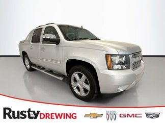 Used 2013 Chevrolet Avalanche LTZ image 1