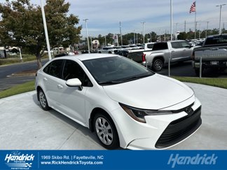 Certified 2024 Toyota Corolla LE image 1