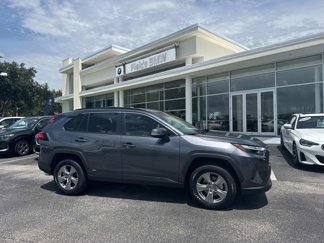 Used 2022 Toyota RAV4 XLE image 1