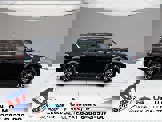 Used 2020 Nissan Armada SL image 1