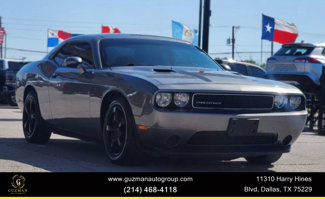 Used 2012 Dodge Challenger SXT image 1
