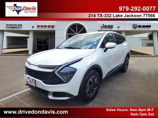 Used 2024 Kia Sportage LX image 1
