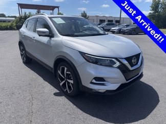 Used 2021 Nissan Rogue Sport SL w/ Premium Package image 1