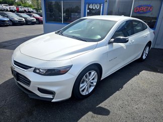Used 2017 Chevrolet Malibu LT image 1