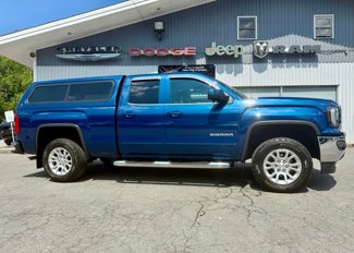 Used 2018 GMC Sierra 1500 SLE w/ SLE Value Package image 1