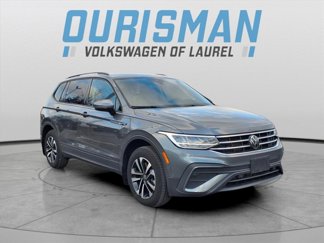 Certified 2024 Volkswagen Tiguan S image 1