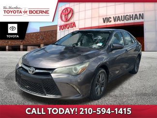 Used 2015 Toyota Camry SE image 1