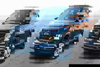 New 2024 Hyundai Venue SE image 1