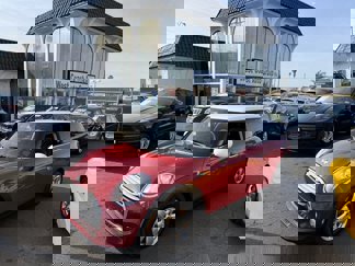 Used 2015 MINI Cooper 2-Door Hardtop image 1