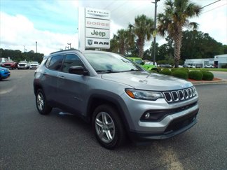 Certified 2024 Jeep Compass Latitude image 1