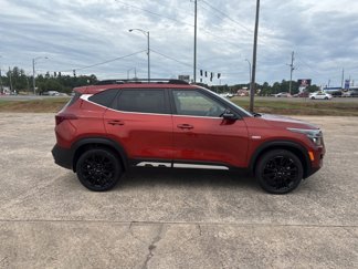 Used 2022 Kia Seltos Nightfall Edition image 1