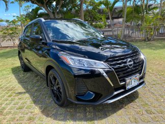 Used 2023 Nissan Kicks SV image 1