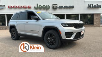 New 2025 Jeep Grand Cherokee Altitude image 1