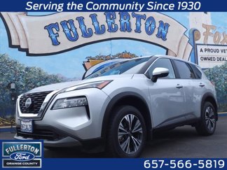 Used 2023 Nissan Rogue SV image 1