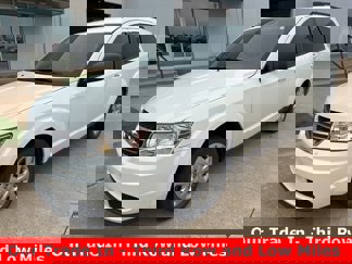 Used 2017 Dodge Journey SE w/ Flexible Seating Group image 1