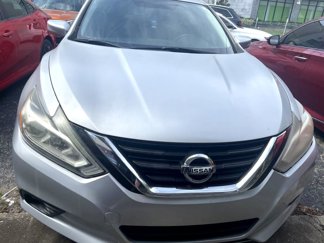 Used 2017 Nissan Altima 2.5 SV image 1