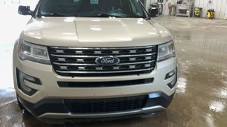 Used 2017 Ford Explorer XLT w/ Equipment Group 201A image 1