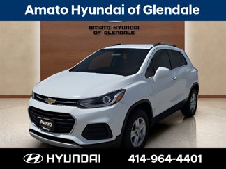 Used 2018 Chevrolet Trax LT w/ LT Convenience Package image 1