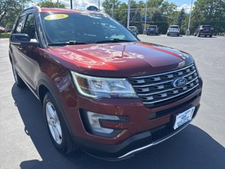 Used 2016 Ford Explorer XLT w/ Equipment Group 202A image 1