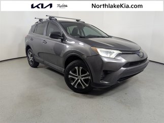 Used 2017 Toyota RAV4 LE image 1