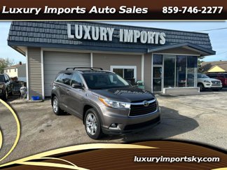 Used 2015 Toyota Highlander Limited w/ Driver Technology Package image 1