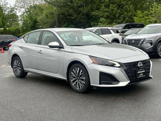 Used 2023 Nissan Altima 2.5 SV image 1