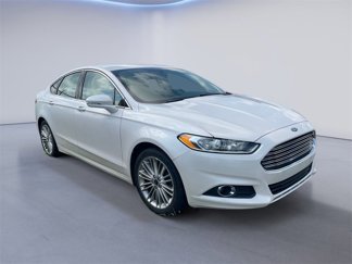 Used 2016 Ford Fusion SE w/ Equipment Group 202A image 1