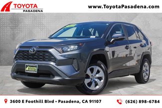 Used 2022 Toyota RAV4 LE image 1