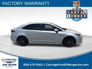 Used 2022 Toyota Corolla LE image 1