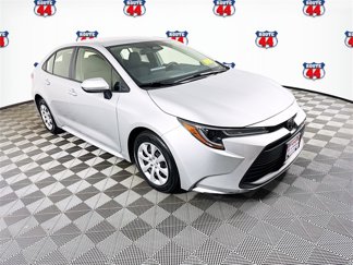 Used 2023 Toyota Corolla LE image 1