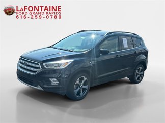 Used 2017 Ford Escape SE w/ Equipment Group 201A image 1