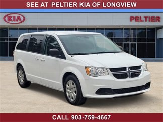 Used 2018 Dodge Grand Caravan SE w/ Rear Park Assist Package image 1
