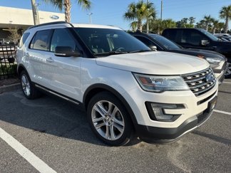 Used 2017 Ford Explorer XLT w/ Equipment Group 202A image 1