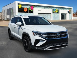 Used 2022 Volkswagen Taos SEL w/ Panoramic Sunroof Package image 1