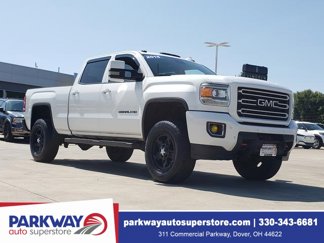 Used 2015 GMC Sierra 2500 Denali w/ Driver Alert Package image 1