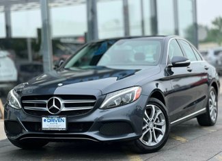 Used 2015 Mercedes-Benz C 300 4MATIC Sedan image 1
