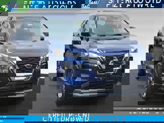 Used 2023 Nissan Rogue S image 1