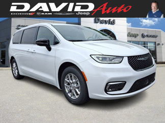 New 2025 Chrysler Pacifica Select image 1