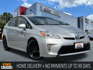 Used 2015 Toyota Prius Four image 1