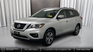 Certified 2018 Nissan Pathfinder SV image 1