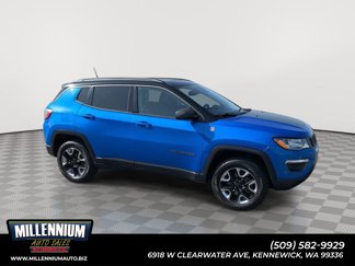 Used 2018 Jeep Compass Trailhawk image 1