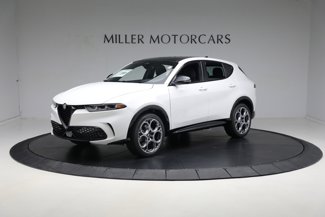 New 2025 Alfa Romeo Tonale w/ Premium Package image 1
