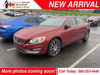Used 2017 Volvo S60 T5 Inscription image 1