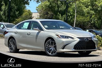 New 2025 Lexus ES 300h w/ Premium Package image 1