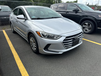 Used 2018 Hyundai Elantra SE image 1