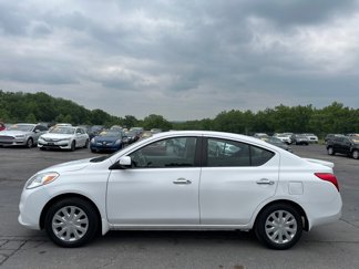 Used 2013 Nissan Versa SV image 1