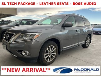Used 2015 Nissan Pathfinder SL w/ SL Tech Package image 1