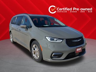 Certified 2022 Chrysler Pacifica Limited image 1