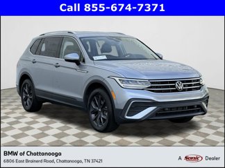 Used 2022 Volkswagen Tiguan SE image 1